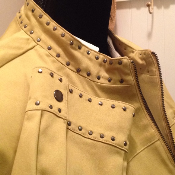 City Girl Lime studded Jacket - Picture 3 of 7